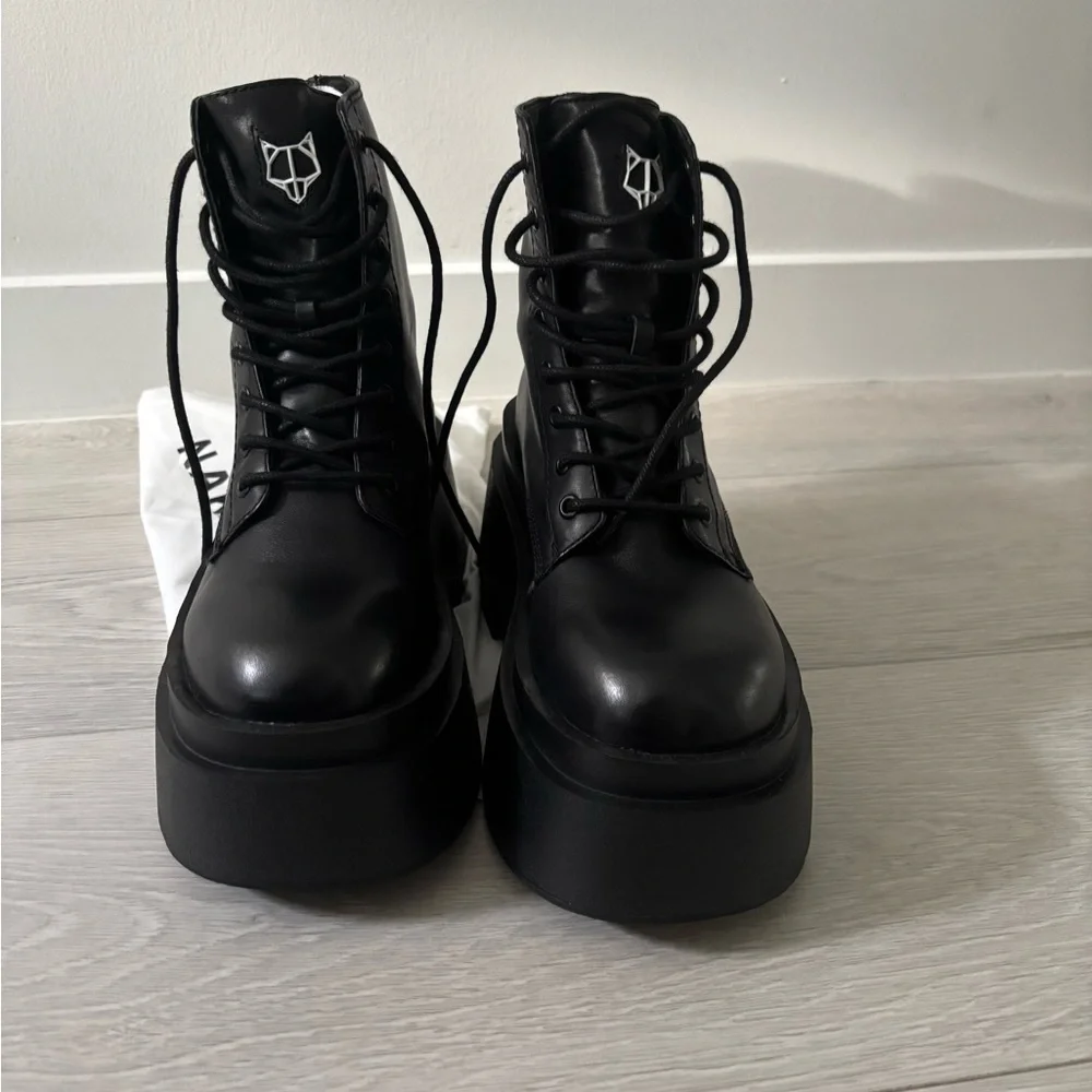 Naked Wolfe Black Platform Ankle Boots - Picture 2 of 15